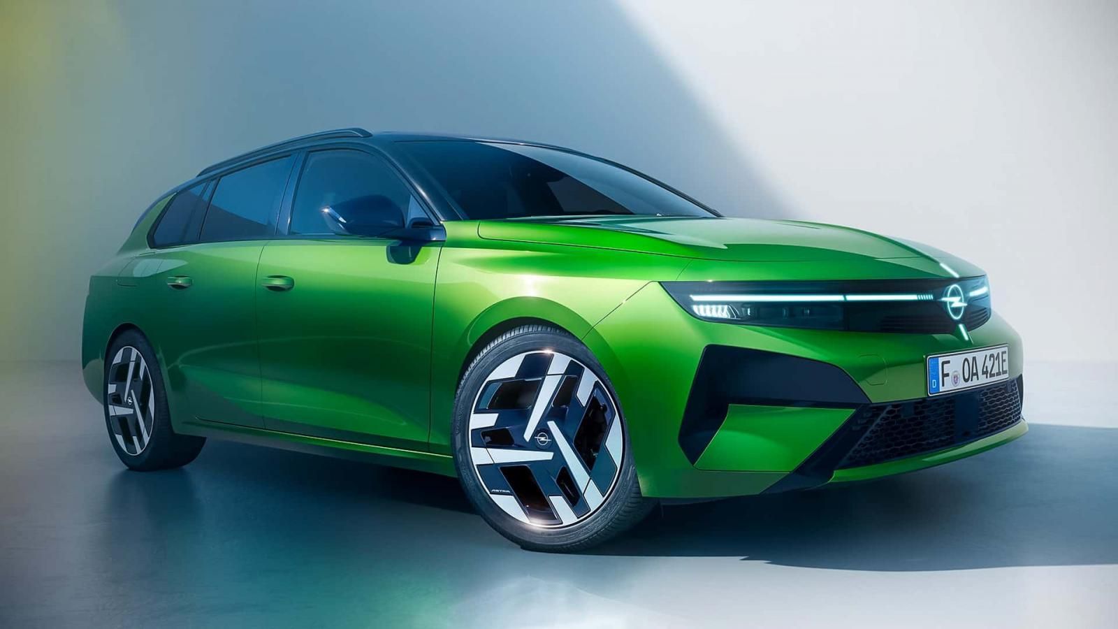 Αυτές είναι οι τιμές του ανανεωμένου Opel Astra στην Ελλάδα